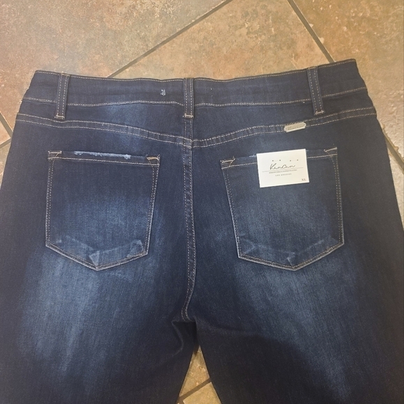 KanCan NWT Skinny Jeans Dark Wash size Xl - Picture 6 of 10
